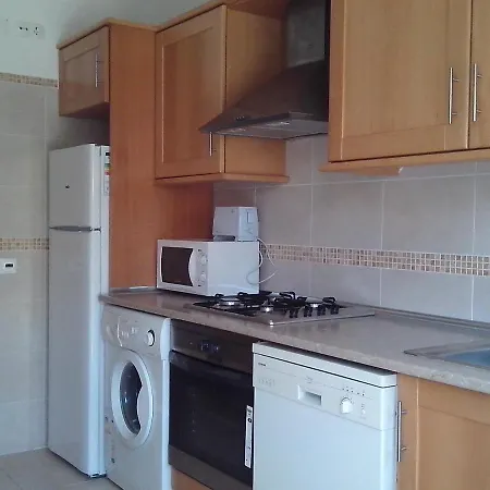 1 Bedroom 5 Min. From Falesia And Close To Center! E Apartment