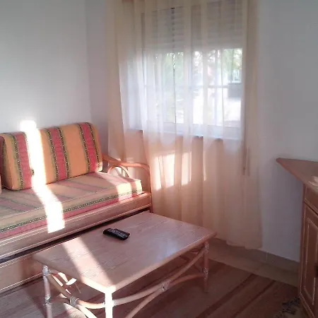 Apartment 1 Bedroom 5 Min. From Falesia And Close To Center! E Albufeira