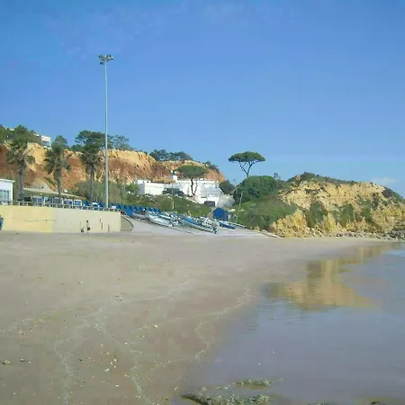 1 Bedroom 5 Min. From Falesia And Close To Center! E Albufeira